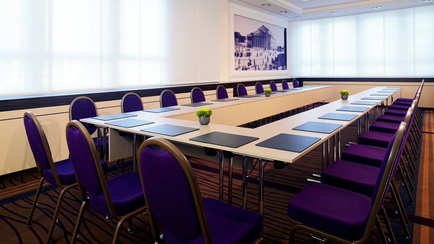 Sheraton Arabellapark 4* München